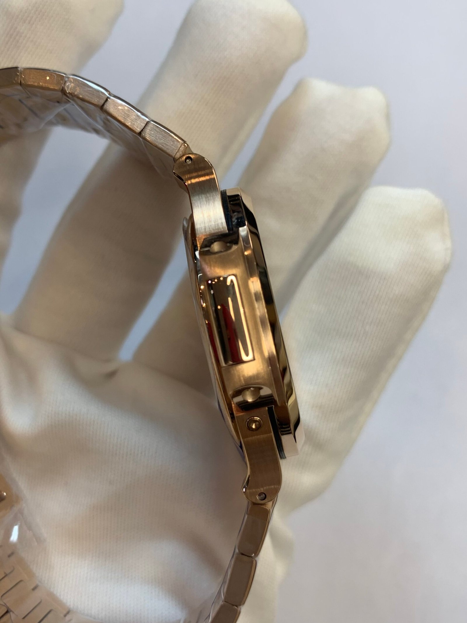 Patek Philippe Super Clone Watch 1:1 NAUTILUS 57121R-001 - Image 4